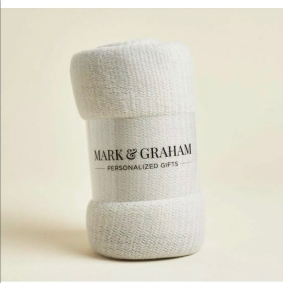 πHPπ Mark & Grahm Colorblock Throw in Gray/Ivory - Picture 2 of 4